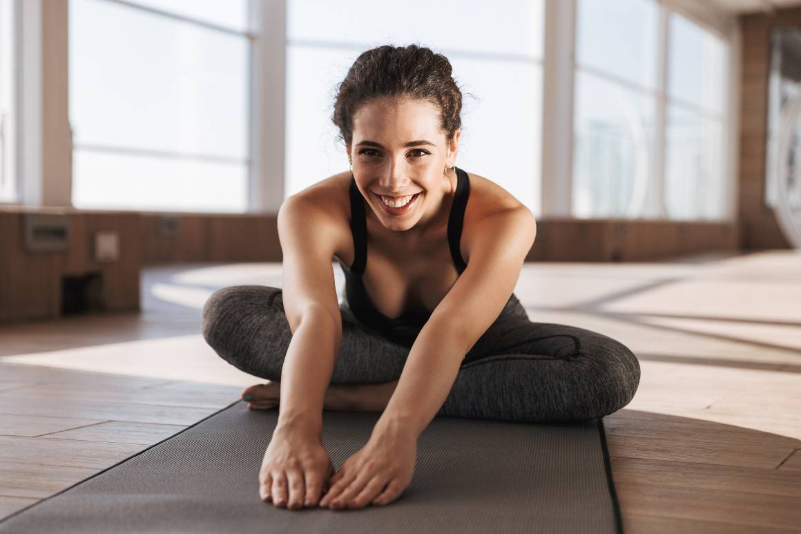 Bør man dyrke yoga på tom mave?