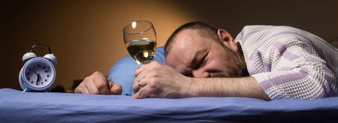 Vedvarende alkoholafhængighed og søvnløshed